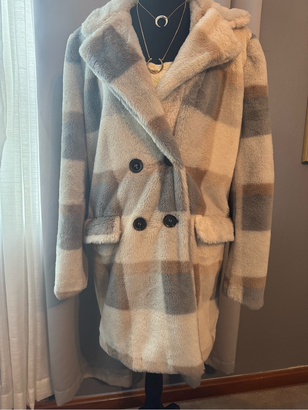 LECHE Classic Plaid Faux Fur Pea Coat in Beige and Gray
